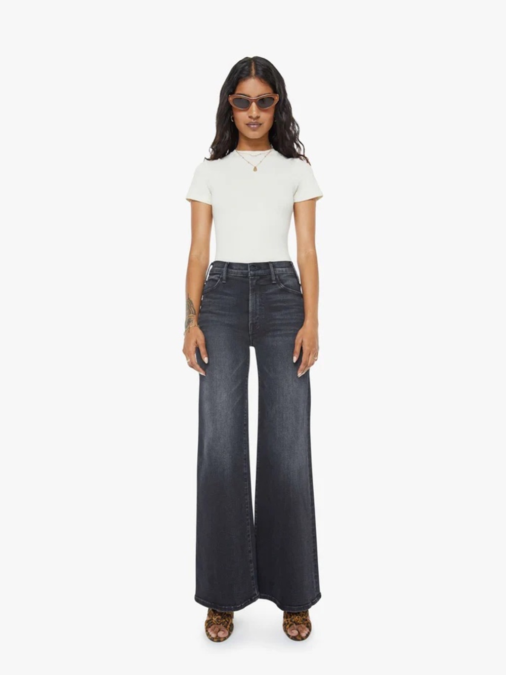 Mother Denim the Roller Fray in Sharing Secrets
